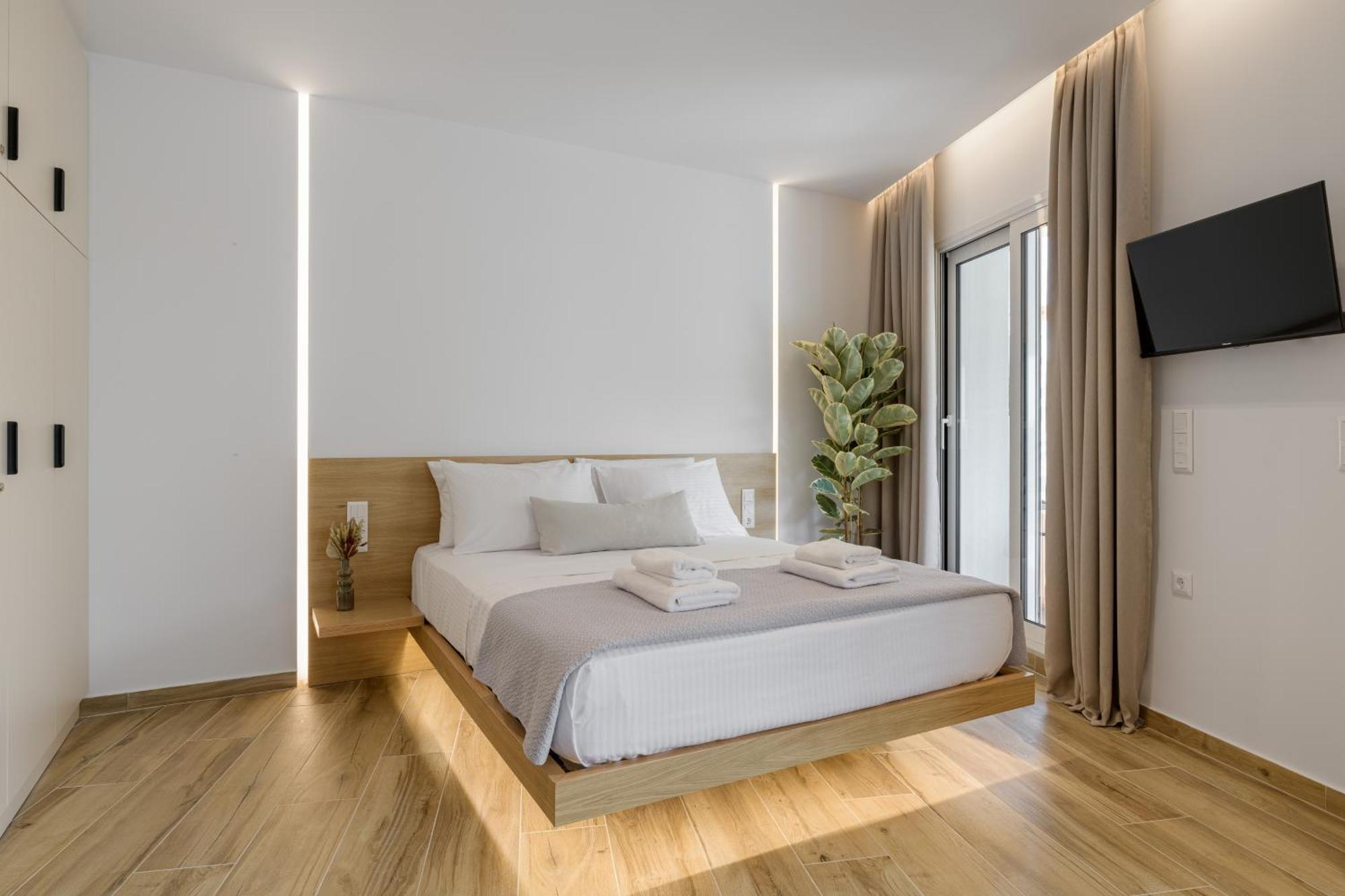 Sunny Loft With Plunge Pool Apartamento